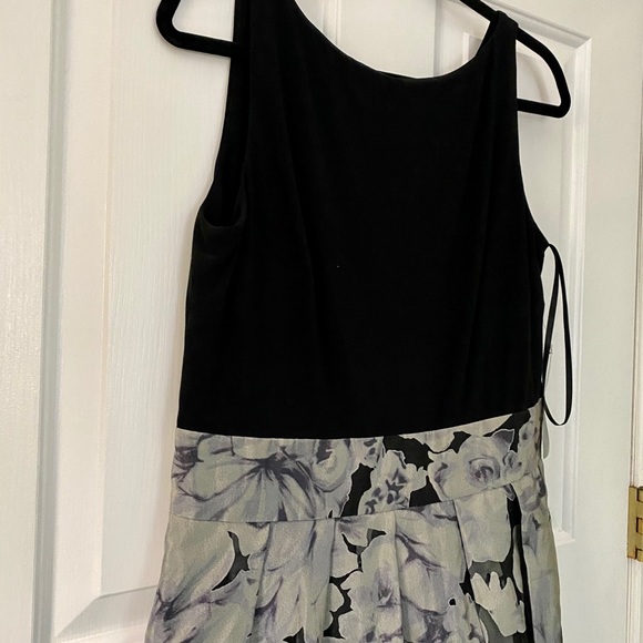 Ralph Lauren  Holiday Cocktail Dress - Picture 3 of 8